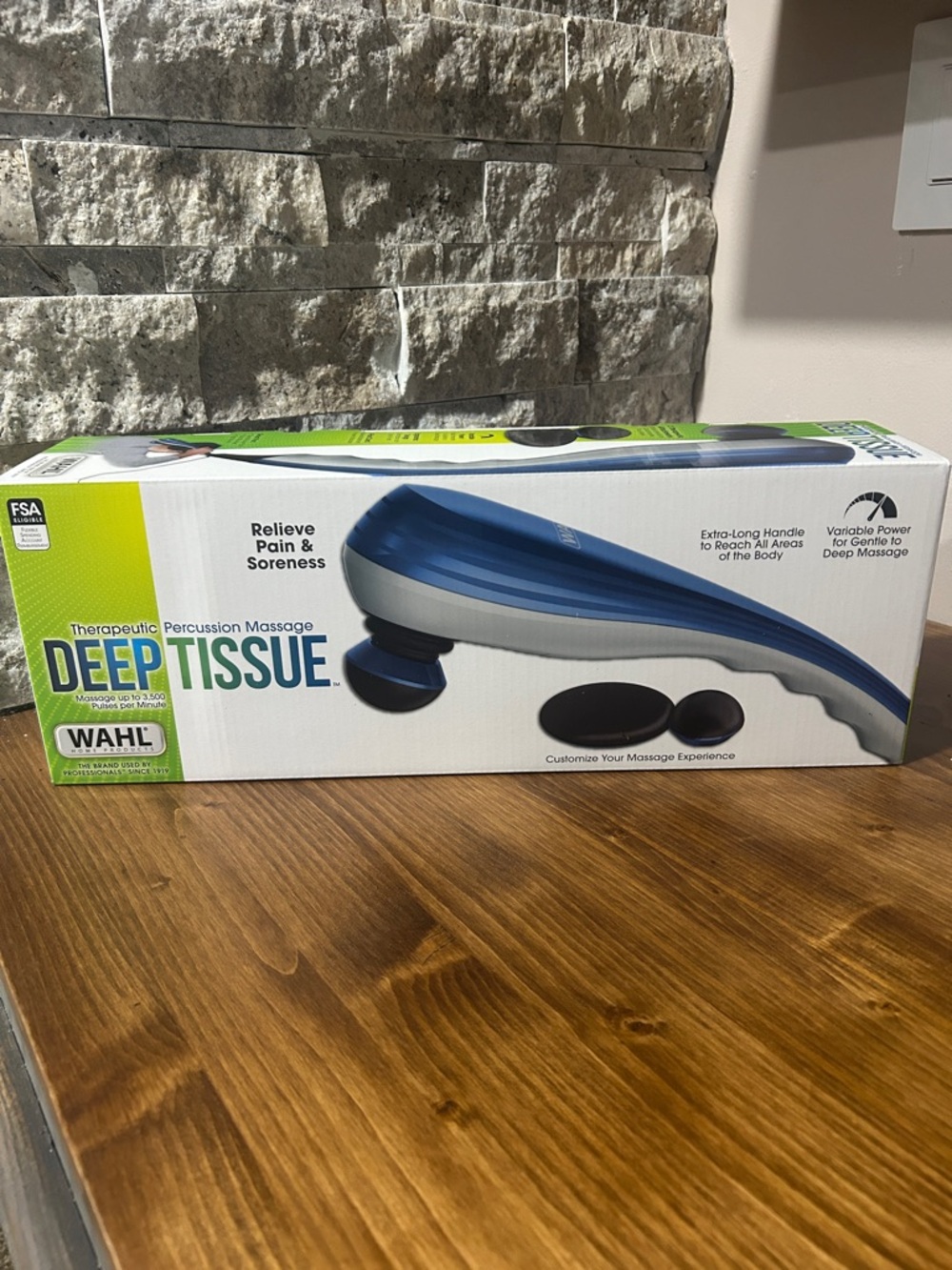 Wahl Handheld Deep Tissue Massager in Blue and White new in box